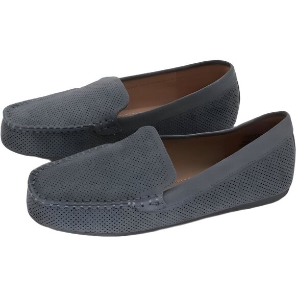 Journee Collection Women's Grey Moc Loafer, Comfort Shoes Size 6.5M - Picture 2 of 6